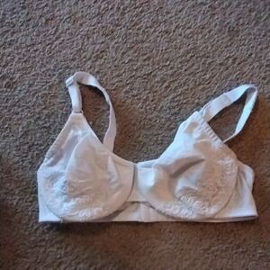Olga Elegant White Lace Bra 05001O 38D